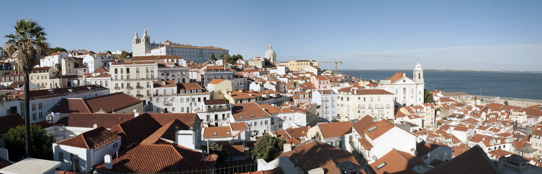 Vista panorâmica de Lisboa e do rio Tejo